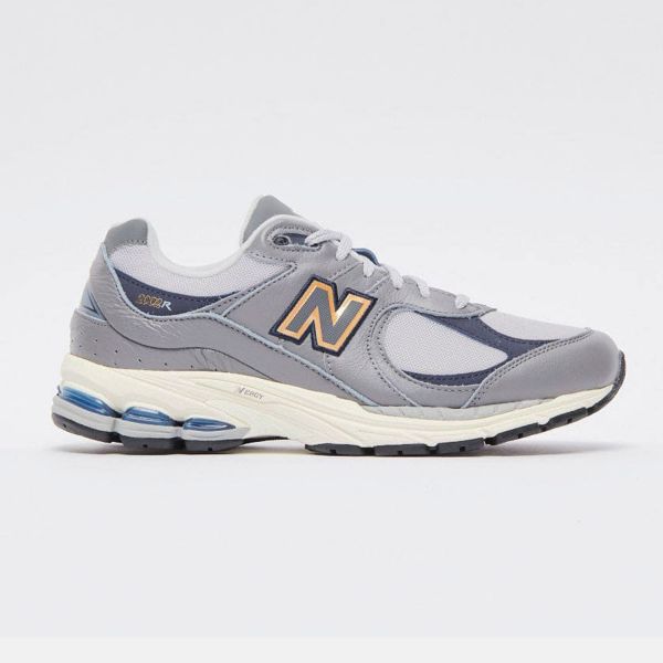 Кросівки New Balance M2002RHP