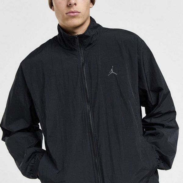 Ветровка Nike FV7299-010