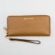 Гаманець Michael Kors Travel Continental leather