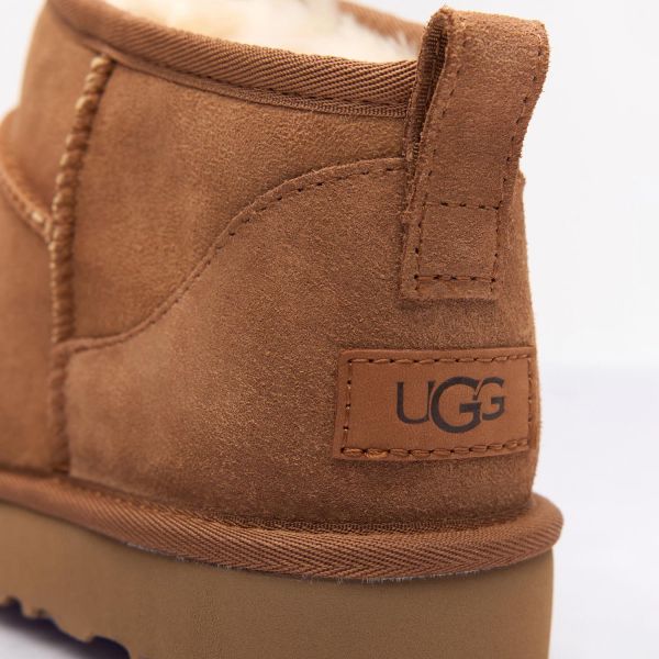 Ботинки Ugg M Classic Mini Che 1002072.