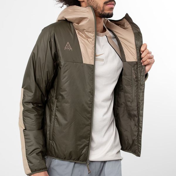 Куртка Nike ACG CD7650-325.