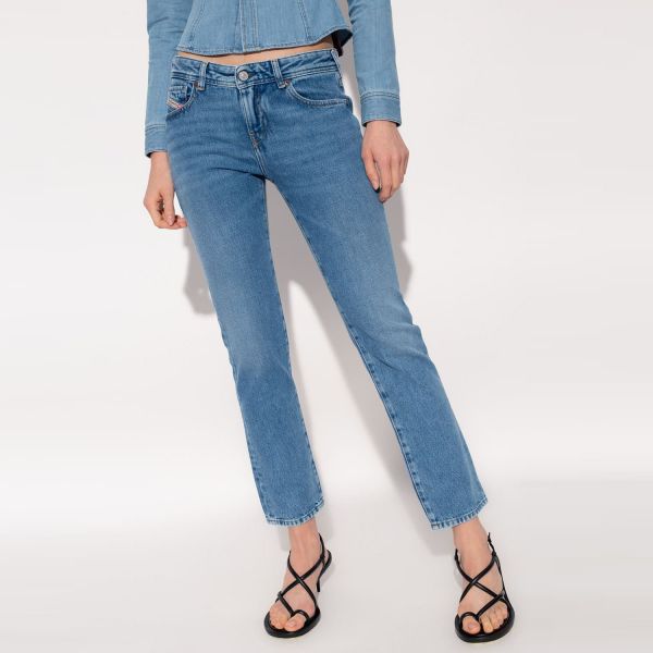 Джинсы Diesel 2002 A03610-09C16-01.