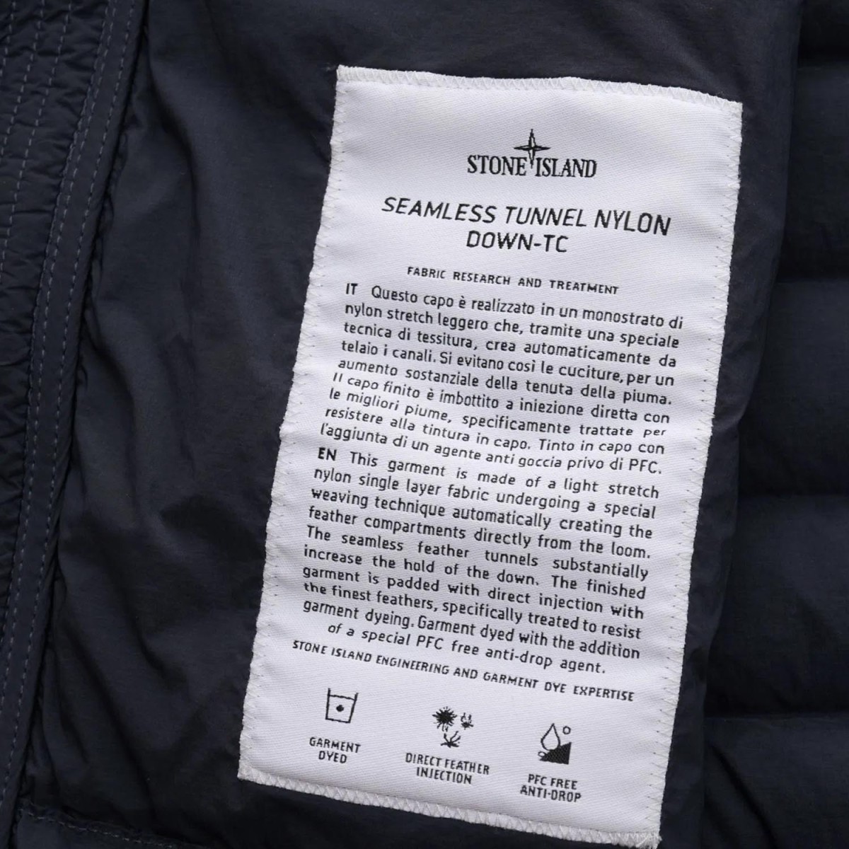 Пуховик Stone Island K2S154100020S0183 V0020