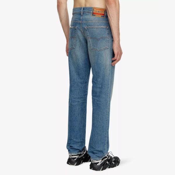 Джинсы Diesel 2023 D-Finitive A10229-0GRDB-01.