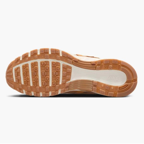 Кроссовки Nike P-6000 SE HF0015 201.