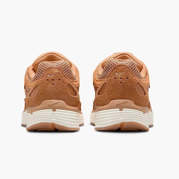 Кроссовки Nike P-6000 SE HF0015 201.