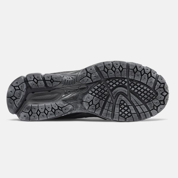 Кроссовки New Balance M2002RDB