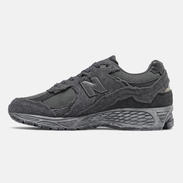 Кроссовки New Balance M2002RDB.