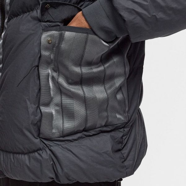 Пуховик CP Company 17CMOW266A 11018G 995.