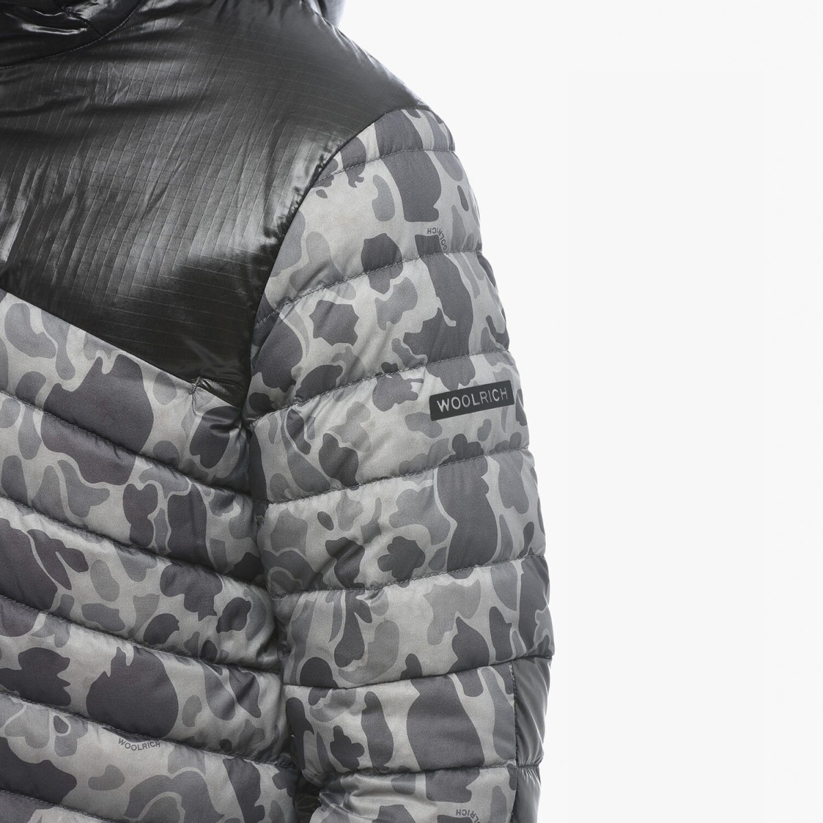 Пуховик Woolrich Tundra Camo Down Jacket