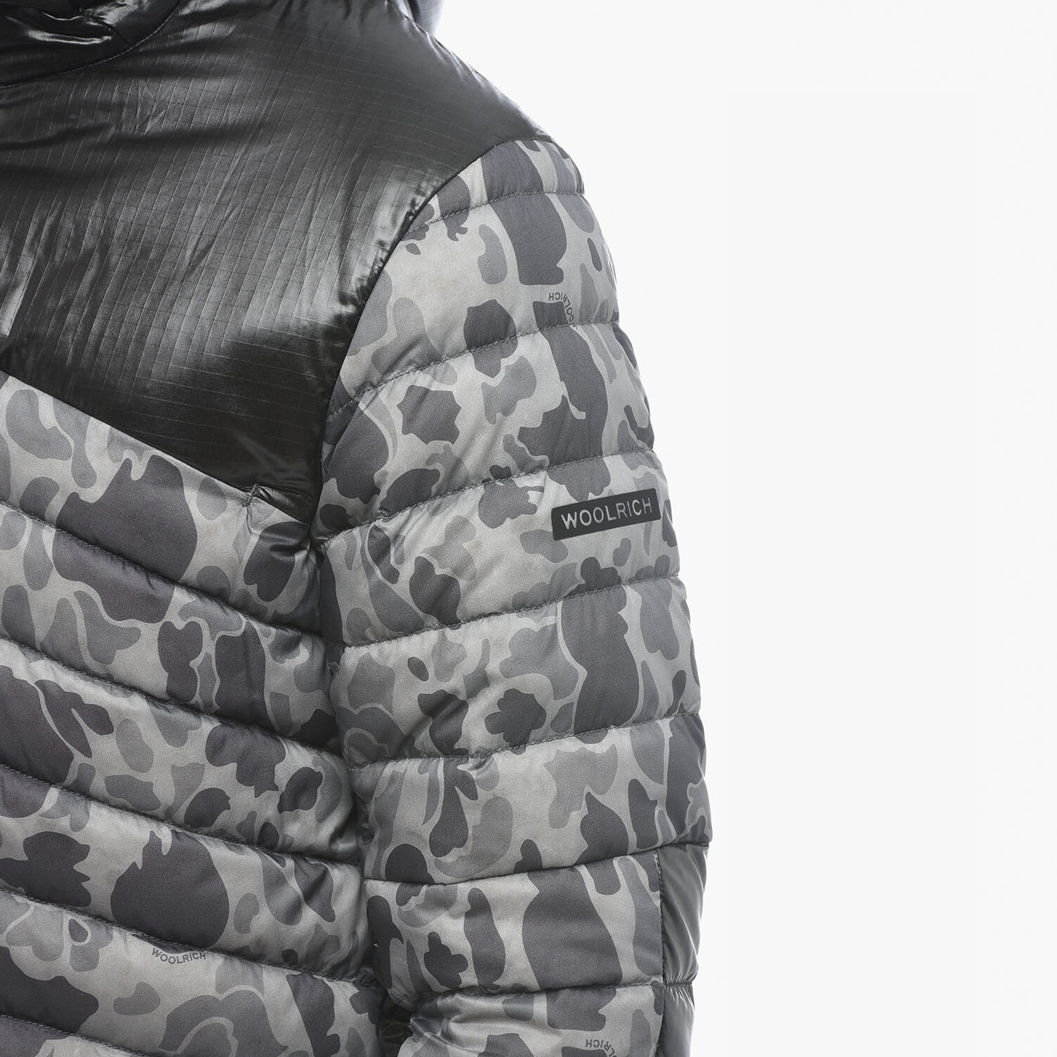 Пуховик Woolrich Tundra Camo Down Jacket