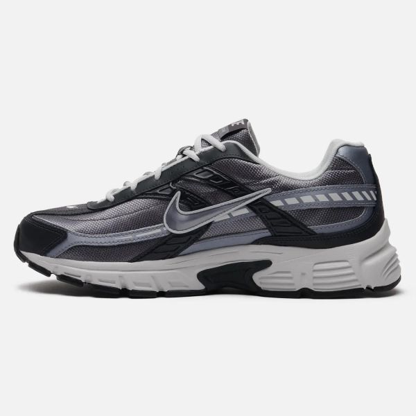 Кросівки Nike IB3083 001.