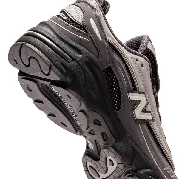 Кроссовки New Balance M1000MEG.