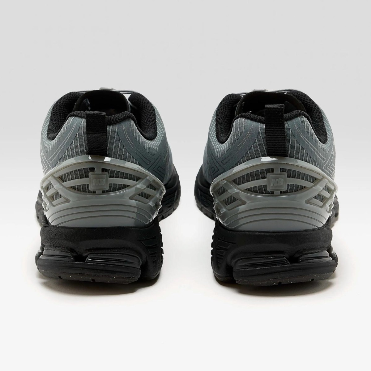 Кросівки New Balance U1906RNG