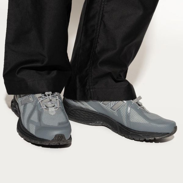 Кроссовки New Balance U1906RNG.