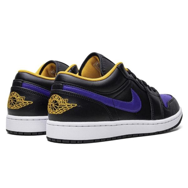 Кеды Nike Air Jordan 1 Low 553558 075.