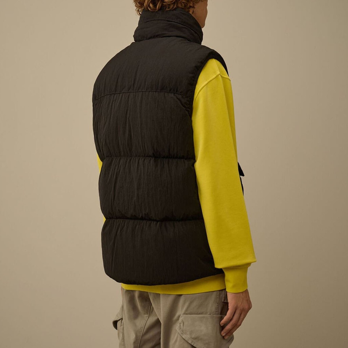 Жилет CP Company 19CMVE028A006369M 999