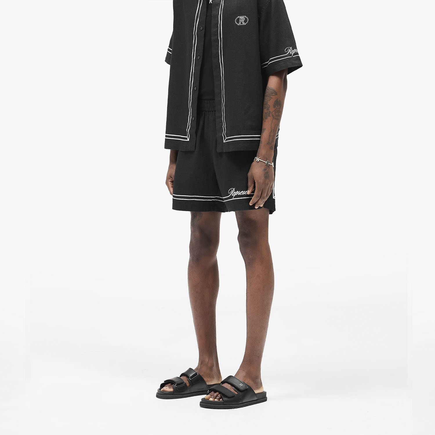 Шорты Represent MLM100299-01