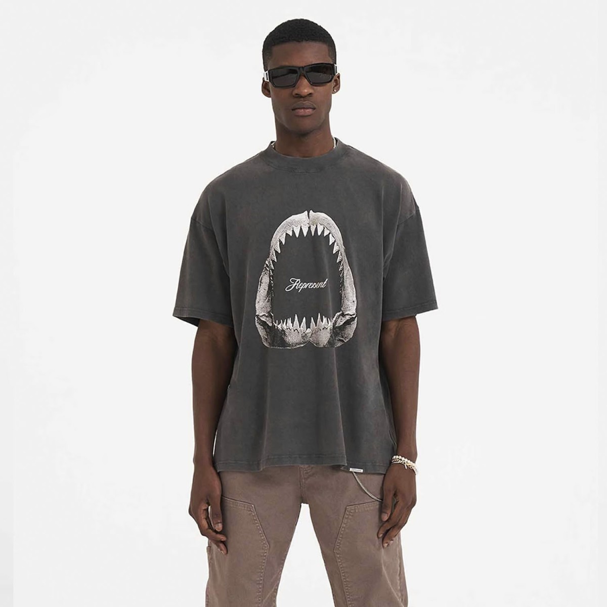 Футболка Represent M05237-20 Vintage Grey