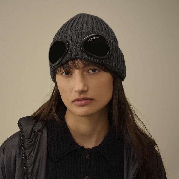 Шапка CP Company 19CMAC742A-005509A 979