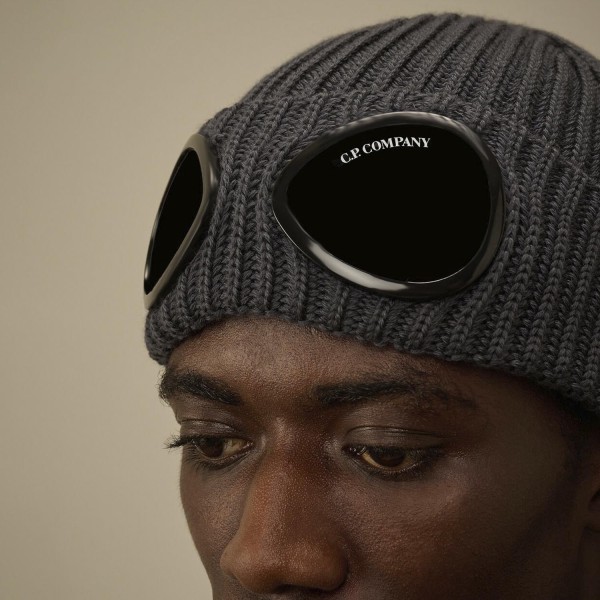 Шапка CP Company 19CMAC742A-005509A 979
