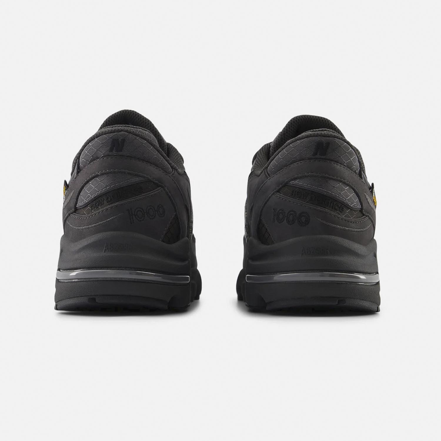 Кросівки New Balance M1000NBB