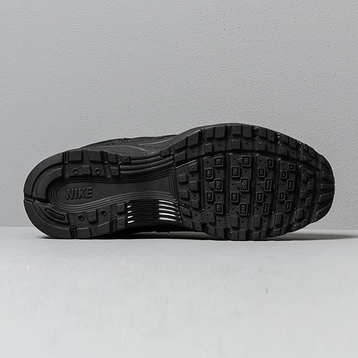 Кроссовки Nike P-6000 BV1021 002