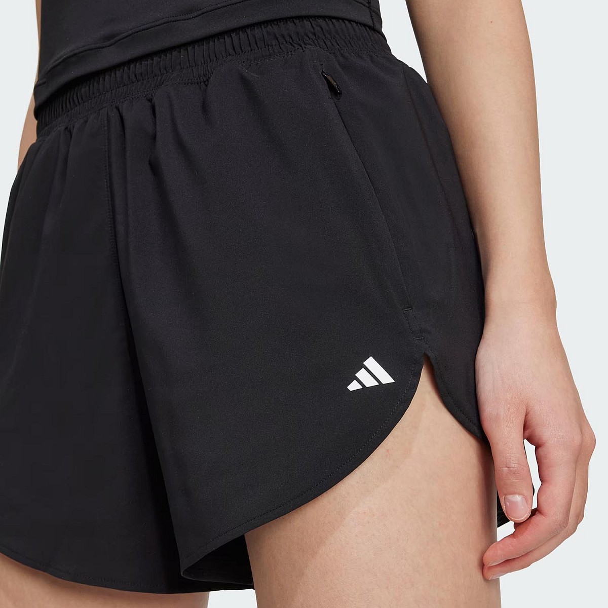 Шорти Adidas KB8467