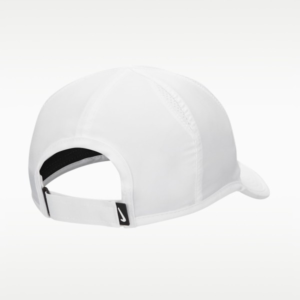Кепка Nike FB5682-100