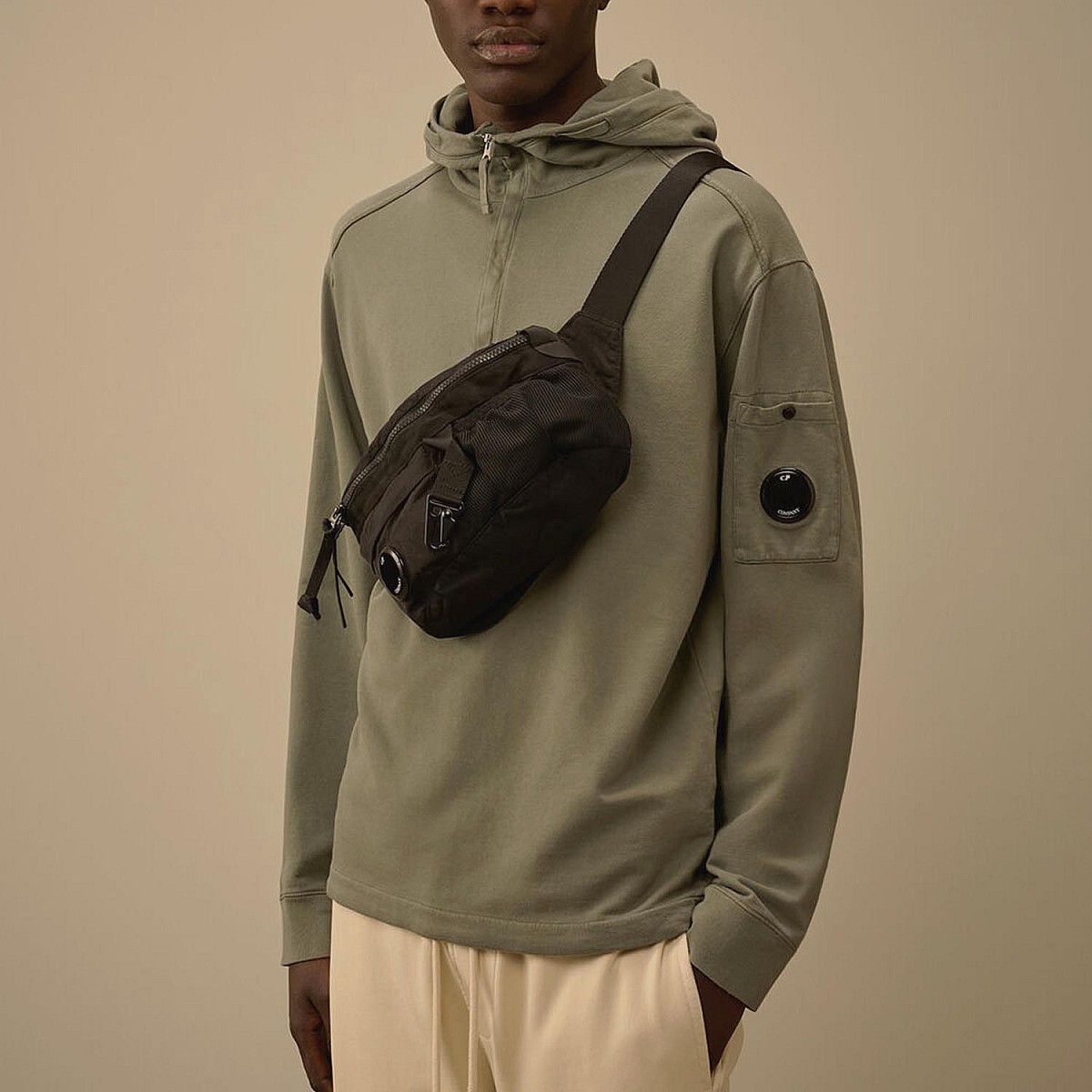 Сумка CP Company 20CMAC043A 005269G 999