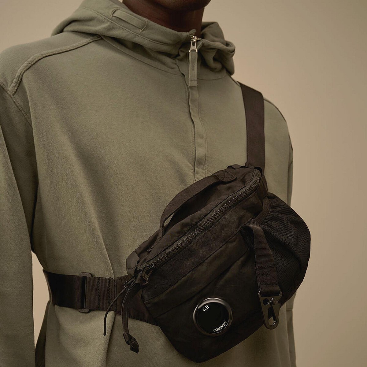 Сумка CP Company 20CMAC043A 005269G 999
