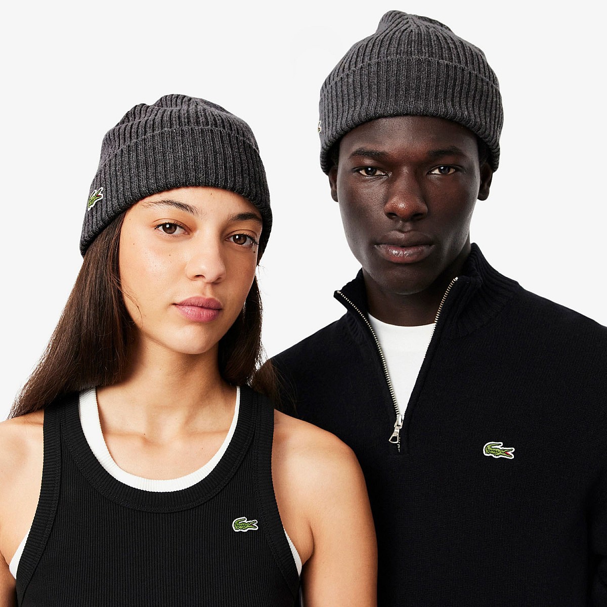 Шапка Lacoste RB0001 050