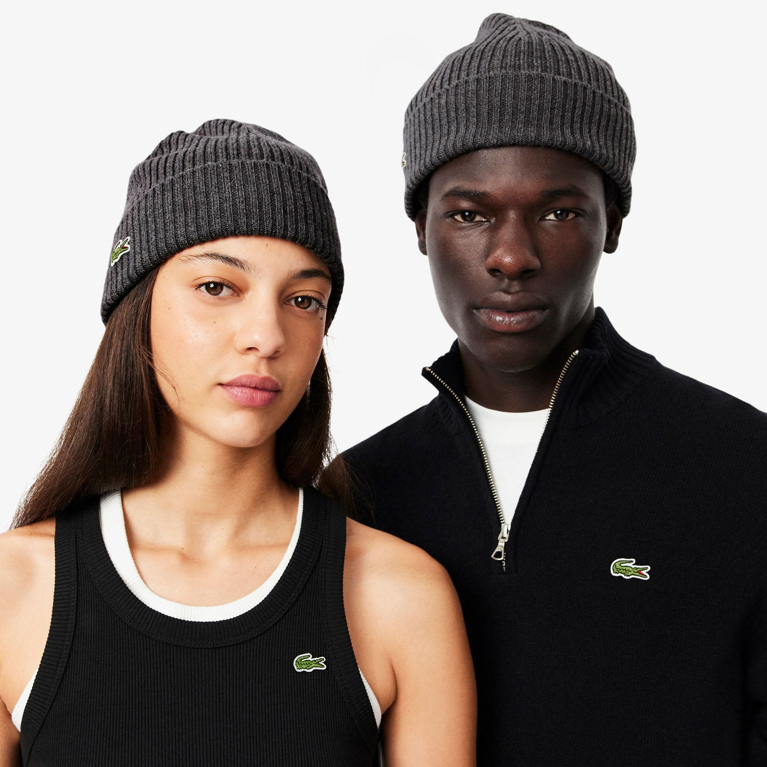 Шапка Lacoste RB0001 050