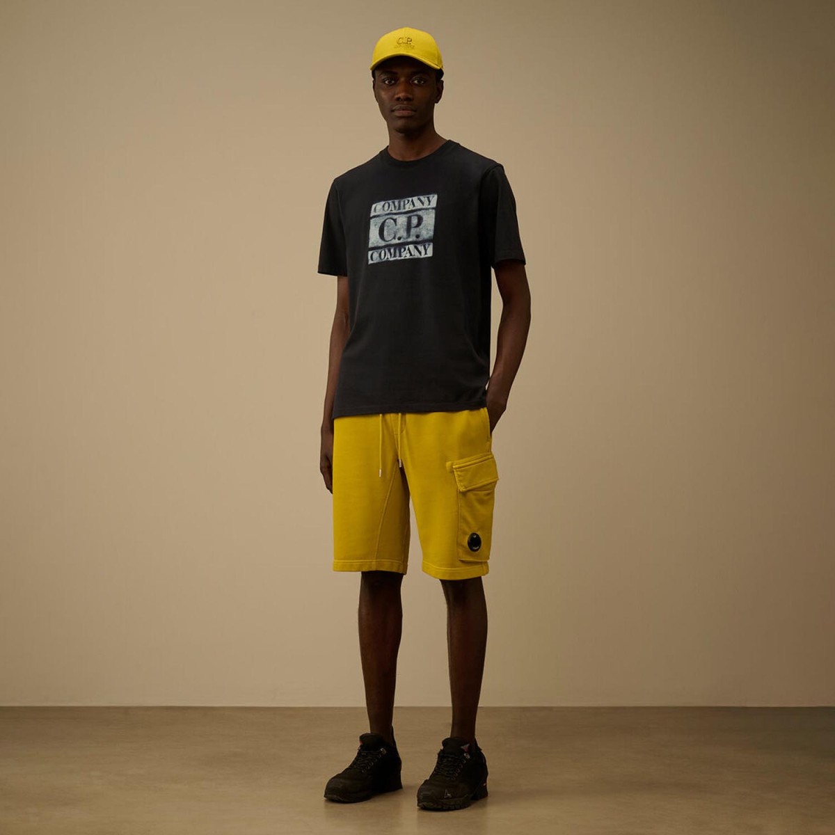 Футболка CP Company 20CMTS141A110579W 888