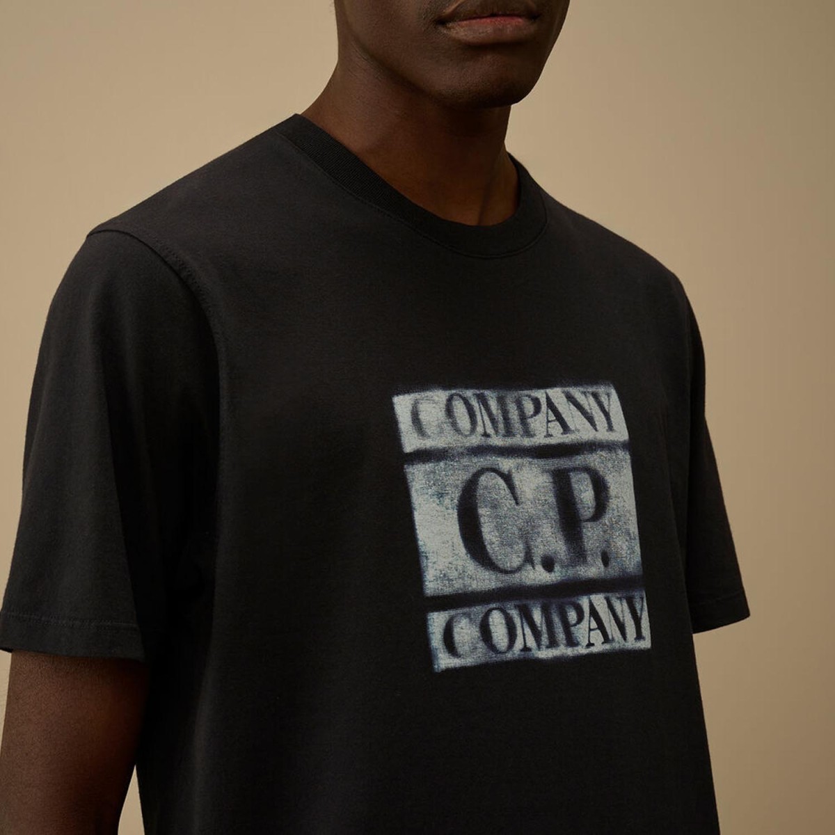 Футболка CP Company 20CMTS141A110579W 888