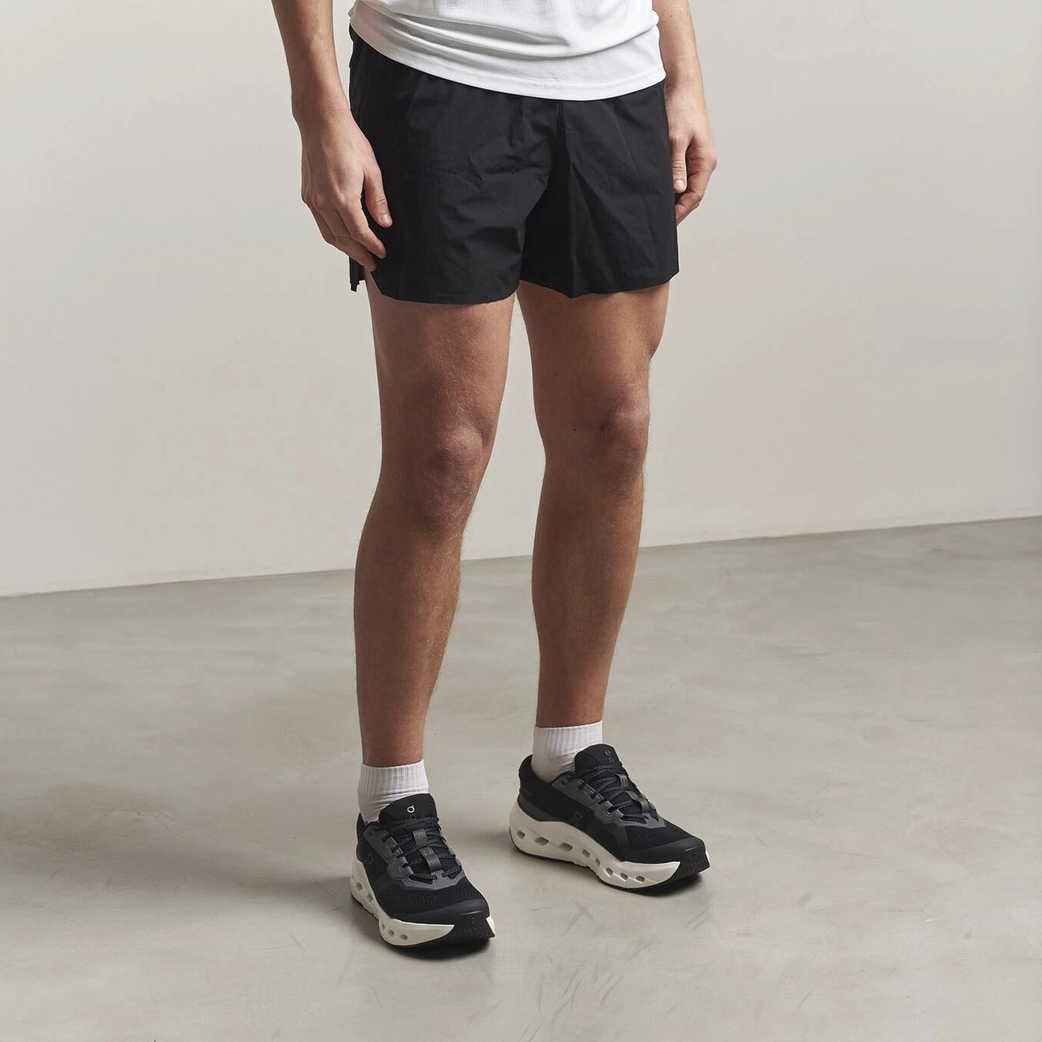 Кросівки On Cloudrunner 3 Black/Ivory