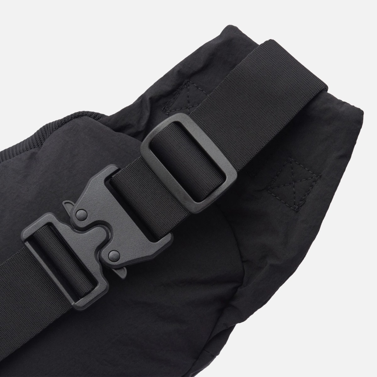 Сумка CP Company 18CMAC298A 110188G 999