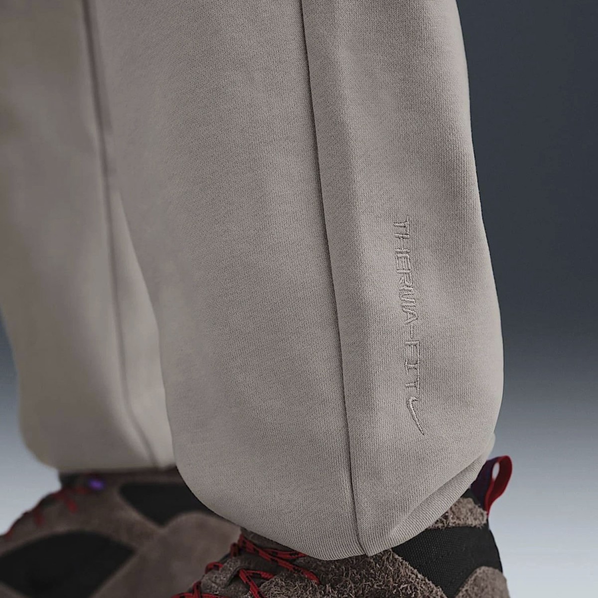 Спортивні штани Nike ACG IH0717-009