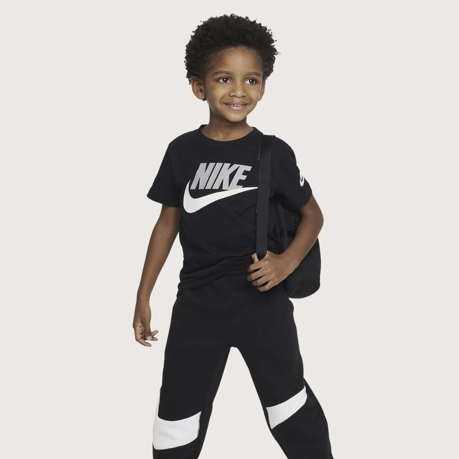 Детская футболка Nike 86J575-023