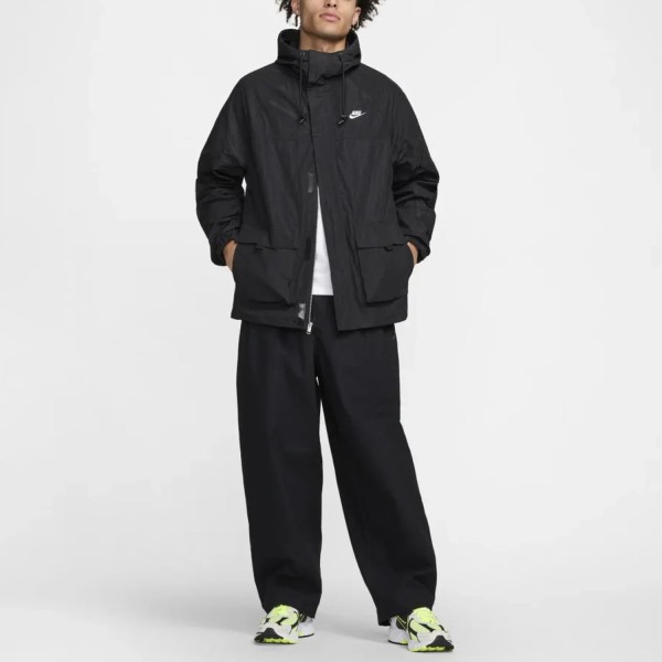 Вітровка Nike FN3108-010
