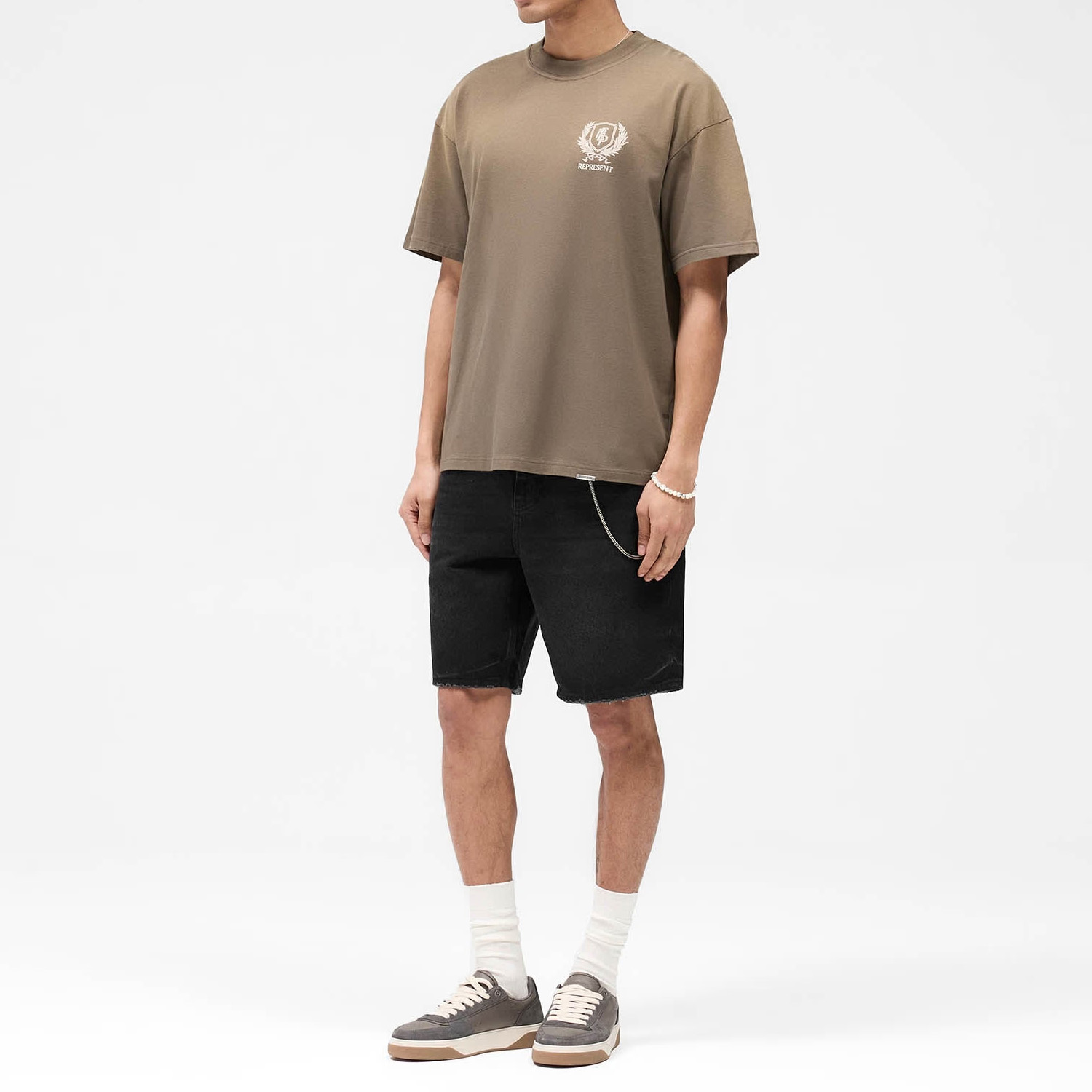 Шорти Represent MLM61038-01