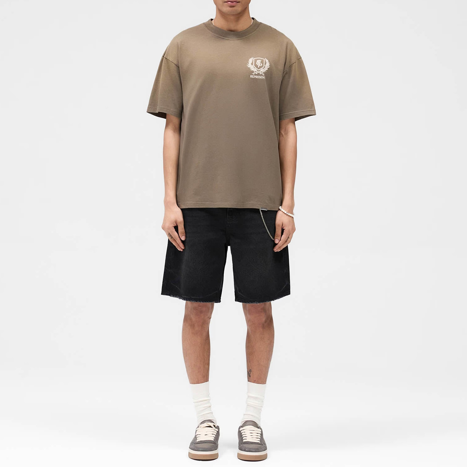 Шорти Represent MLM61038-01