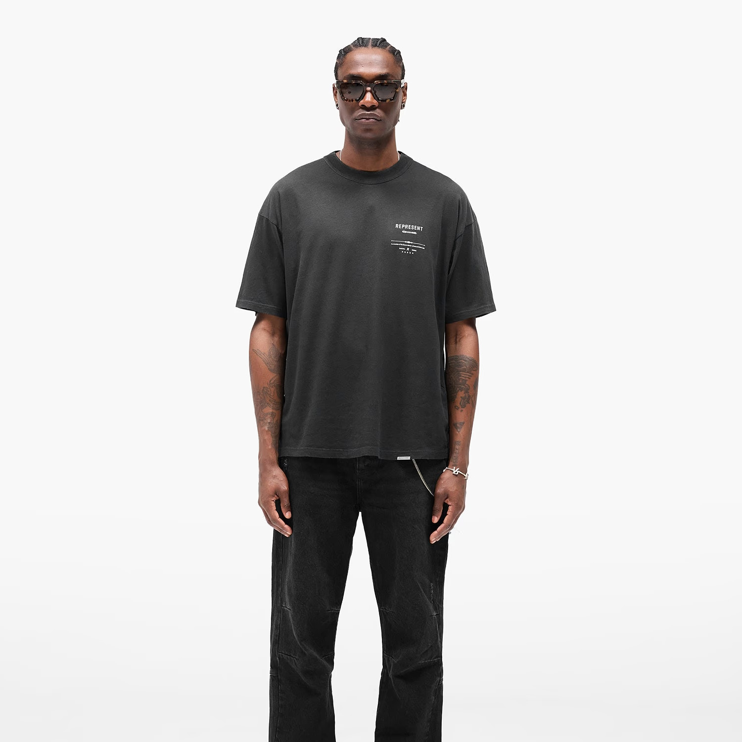 Футболка Represent MLM100286-04