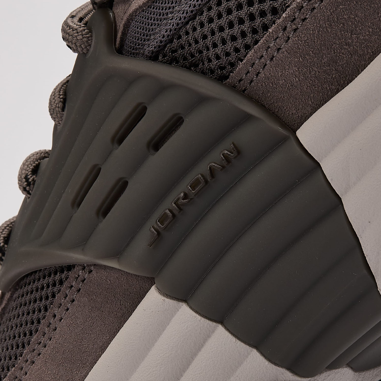 Кроссовки Nike Jordan IB3722 201