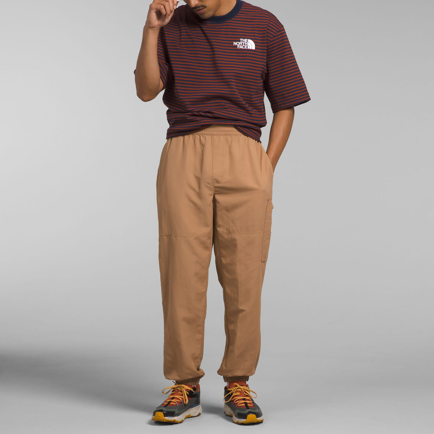 Штаны The North Face M TNF Nylon Easy Pant Almond Butter