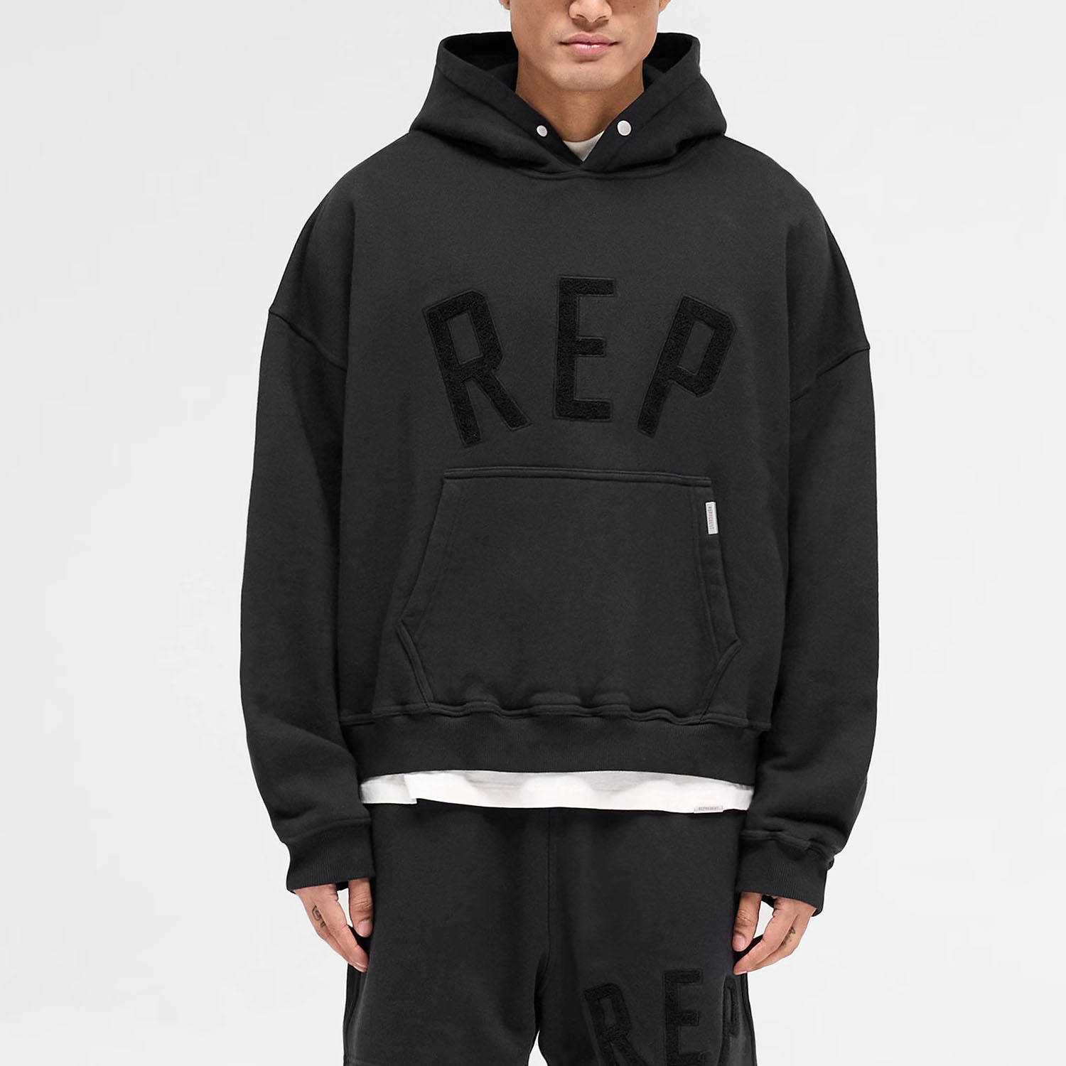 Худи Represent MLM41211-05 Off Black