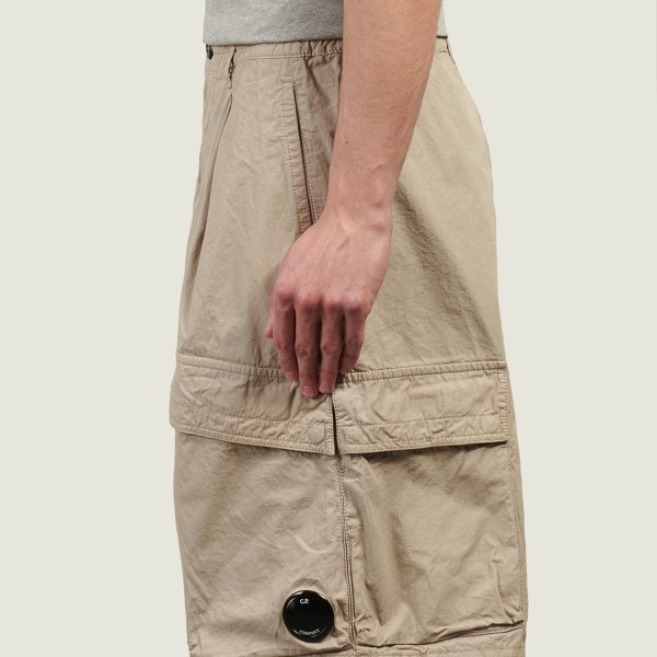 Шорти CP Company Micro-Reps Boxy Lens Shorts 20CMBE127A110325G 904