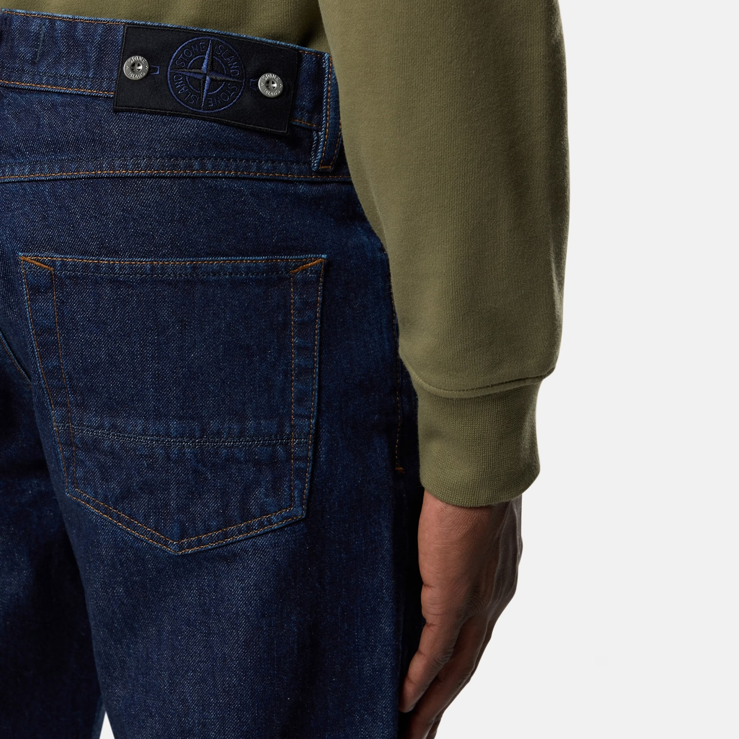 Джинсы Stone Island J100005 LIGHT BULL DENIM-TC L2S14J100005S00J7 VJ201