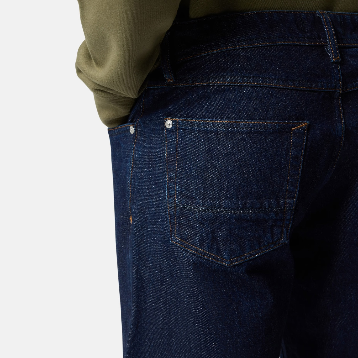 Джинсы Stone Island J100005 LIGHT BULL DENIM-TC L2S14J100005S00J7 VJ201