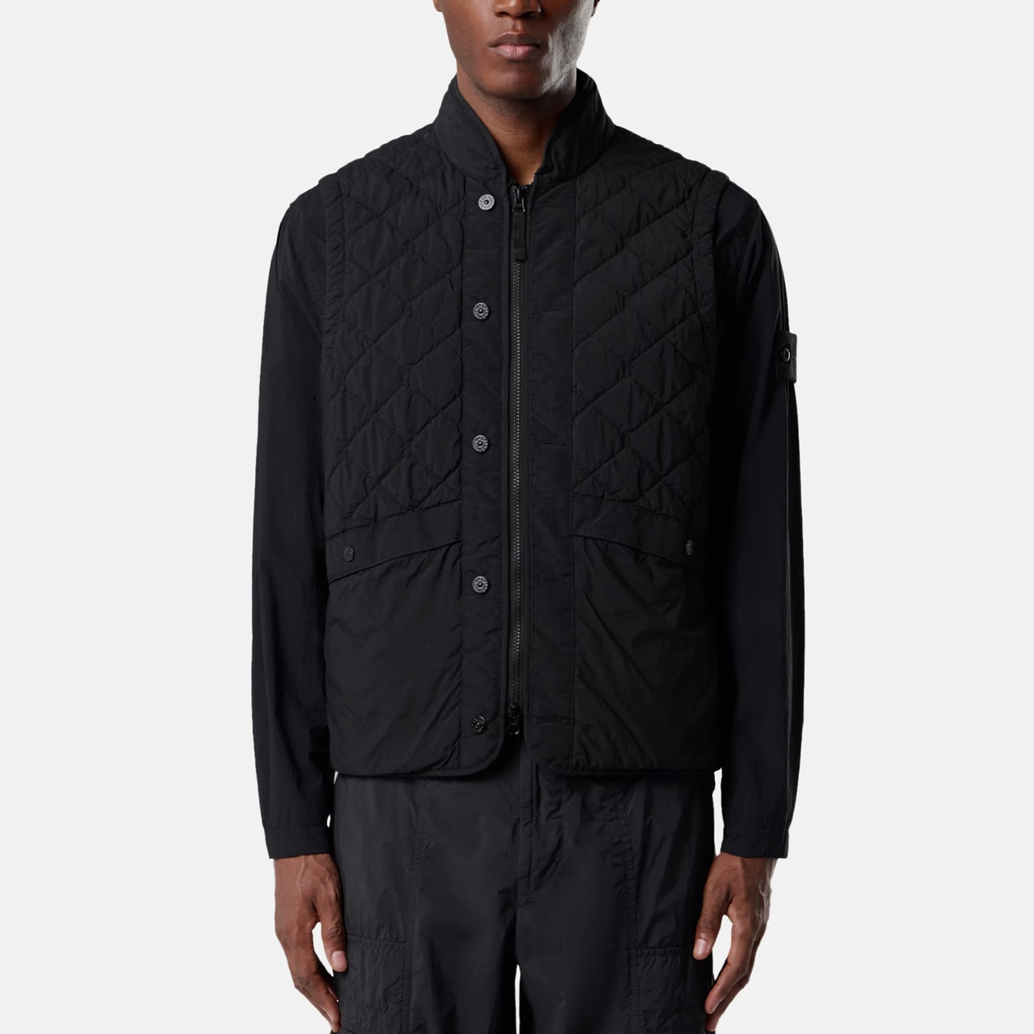 Жилет Stone Island G100007 NYLON SMERIGLIATO_S.I. GHOST L2S15G100007S00F6 V0029